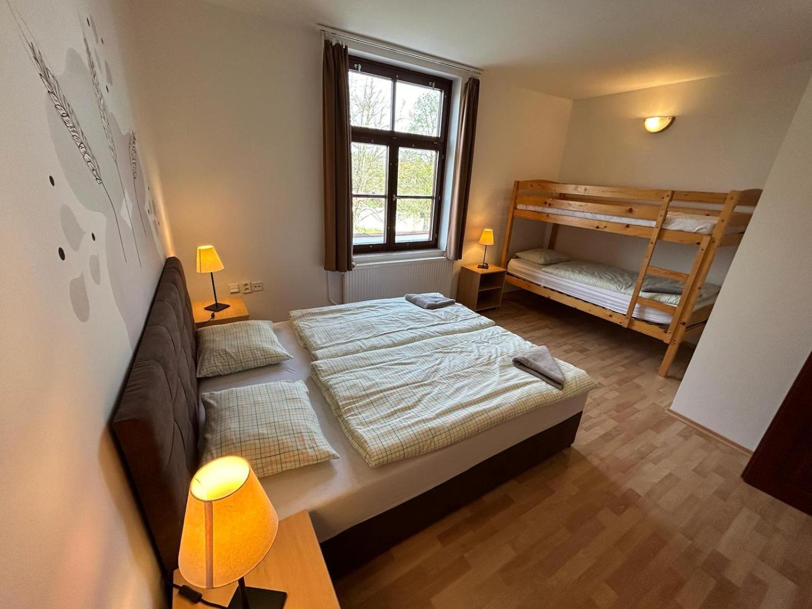 Penzion Majak Dublovice Extérieur photo